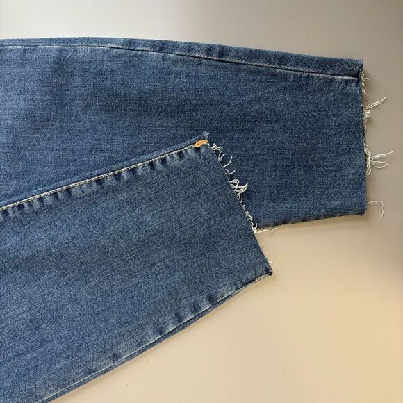 Good American Good Legs Cig Raw-Edge Jeans size 16 - Picture 8 of 9